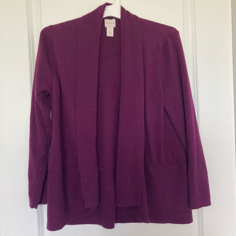 4/$25 Chicos Purple Cardigan Sweater Women’s Size 2 (medium)